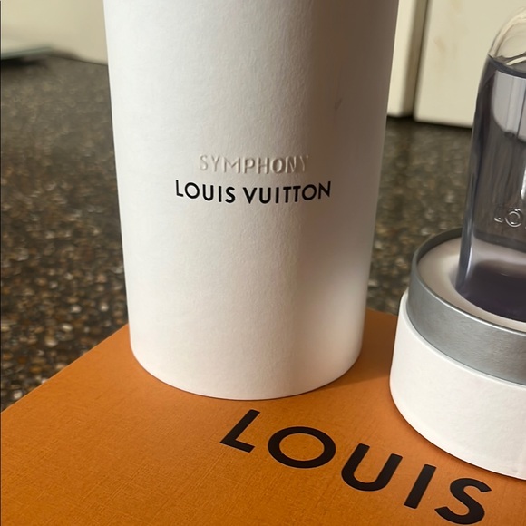 Louis Vuitton Symphony Perfume - Picture 2 of 6